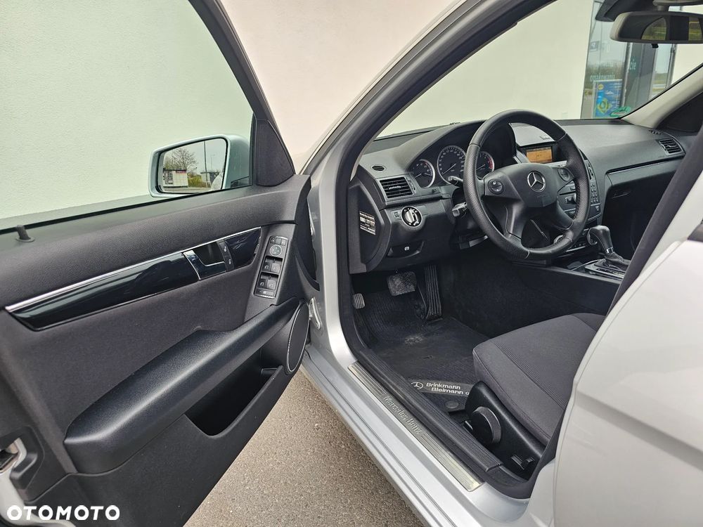 Mercedes-Benz Klasa C 220 CDI DPF Automatik - 9