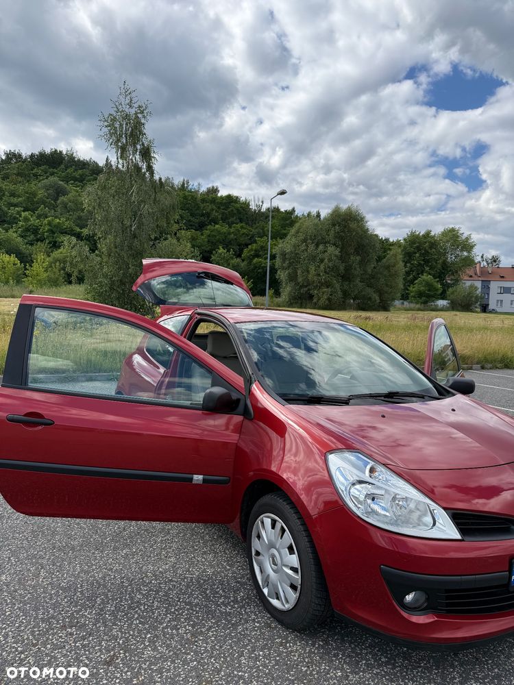 Renault Clio 1.2 16V Expression - 5