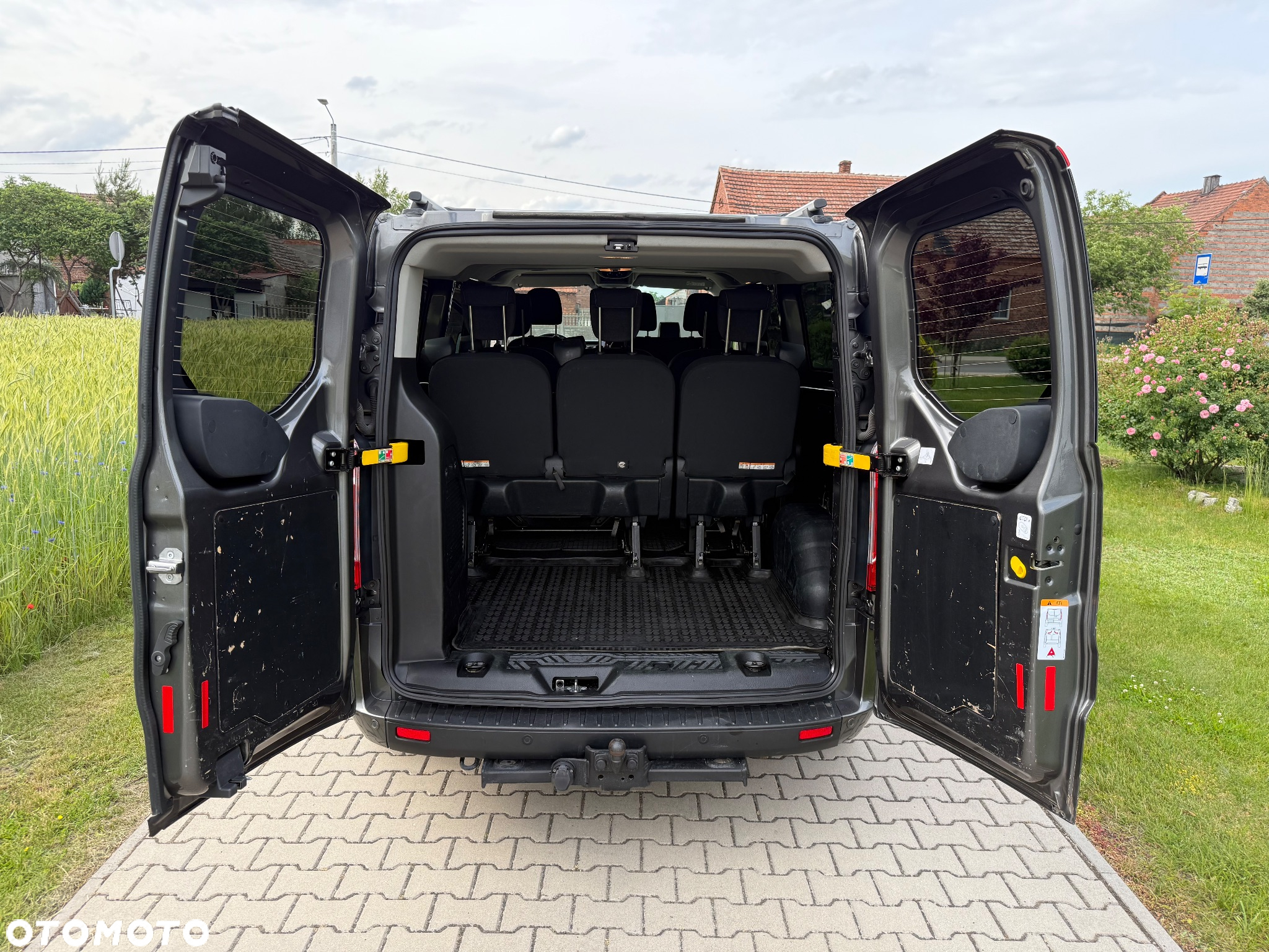 Ford Transit Custom - 11