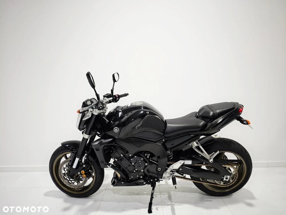 Yamaha FZ - 4