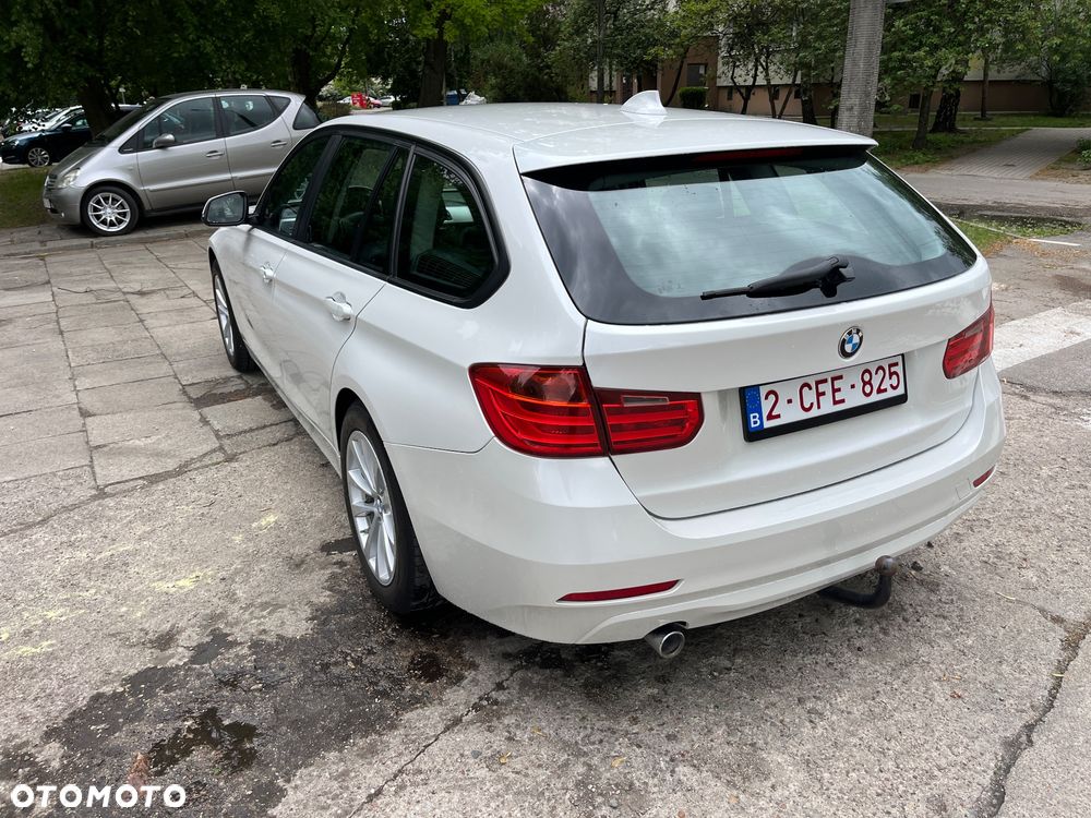 BMW Seria 3 316d Modern Line - 9