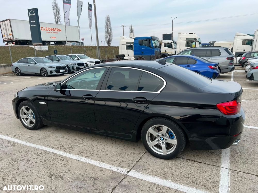 BMW Seria 5 525d Aut. - 5
