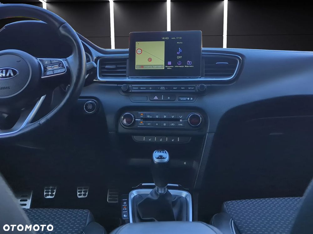 Kia Ceed 1.4 T-GDI L Business Line Plus - 25