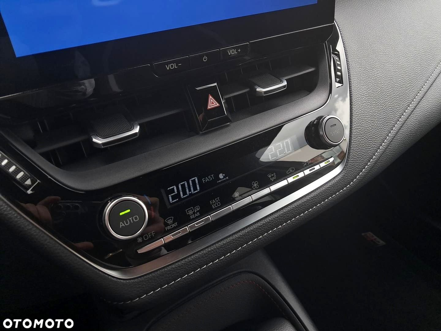 Toyota Corolla - 23