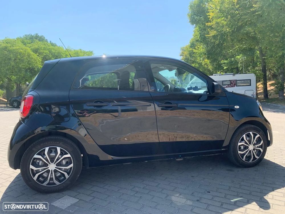 Smart ForFour EQ - 4