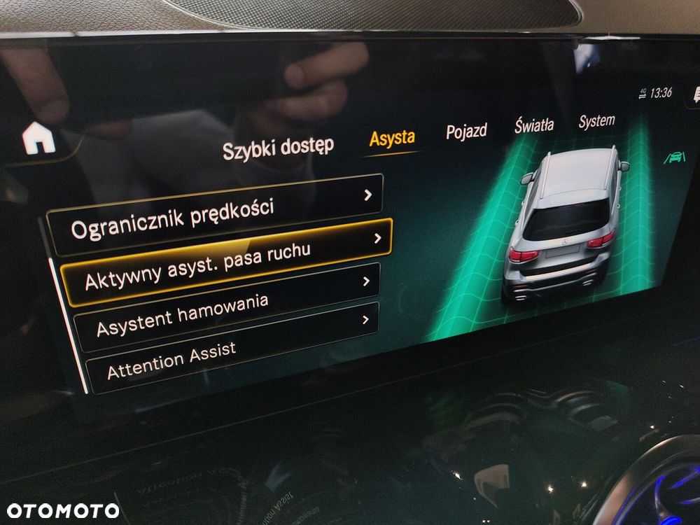 Mercedes-Benz GLB 200 AMG Line 7G-DCT - 25