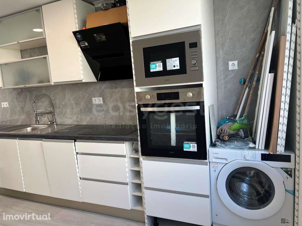 T2 Remodelado e Equipado em Benfica - Grande imagem: 3/13