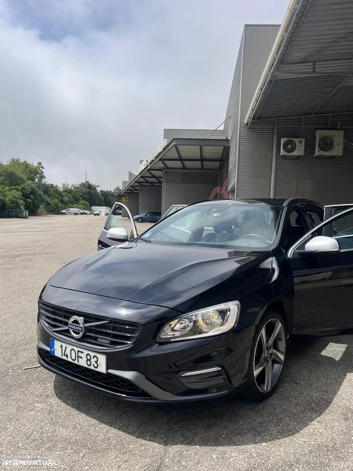 Volvo V60 1.6 D2 Drive R-Design Start/Stop - 7