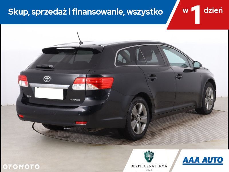 Toyota Avensis - 6