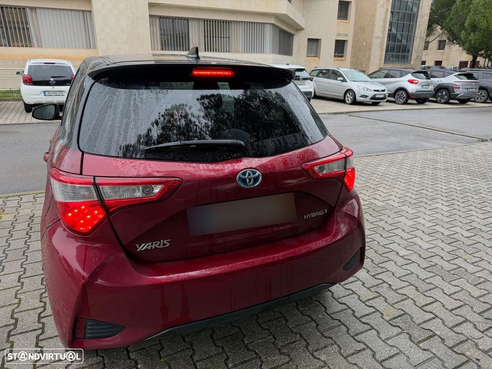 Toyota Yaris 1.5 HSD Square Collec.Red - 3