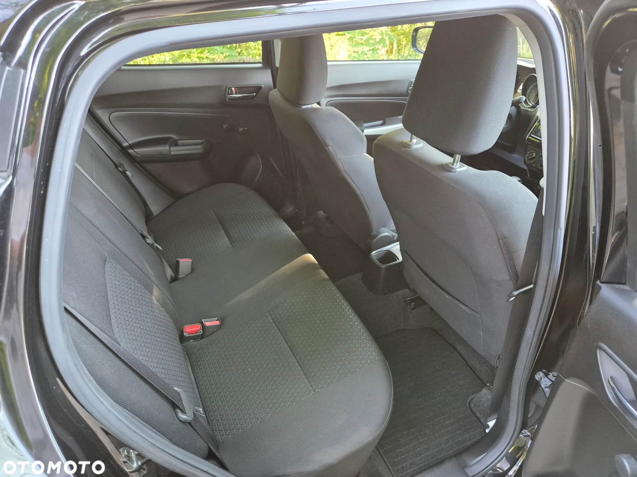 Suzuki Swift 1.2 Dualjet SHVS Premium CVT - 30