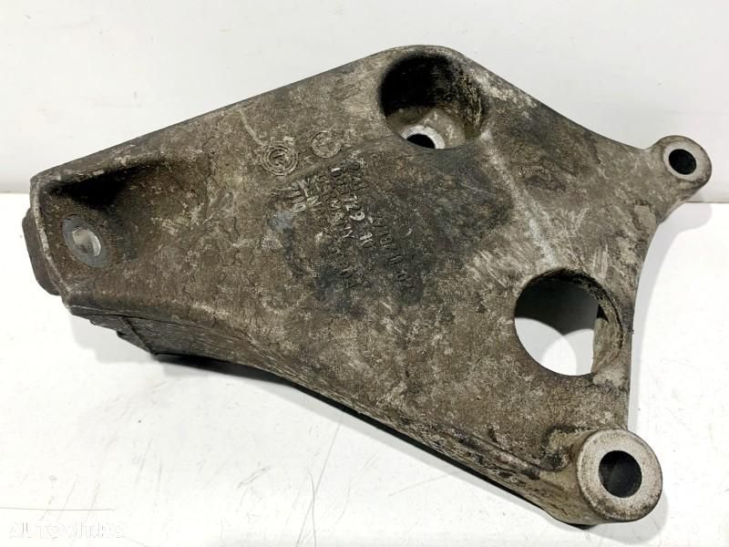 Suport motor BMW Seria 3 (2011-2019) [F30] 2.0d 184 cp N47D20C 6788611 - 1