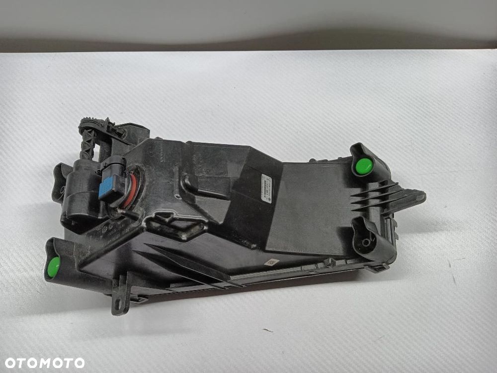 HALOGEN PRZECIWMGŁOWE PRAWY VW TOURAN II 5TA941662 - 9