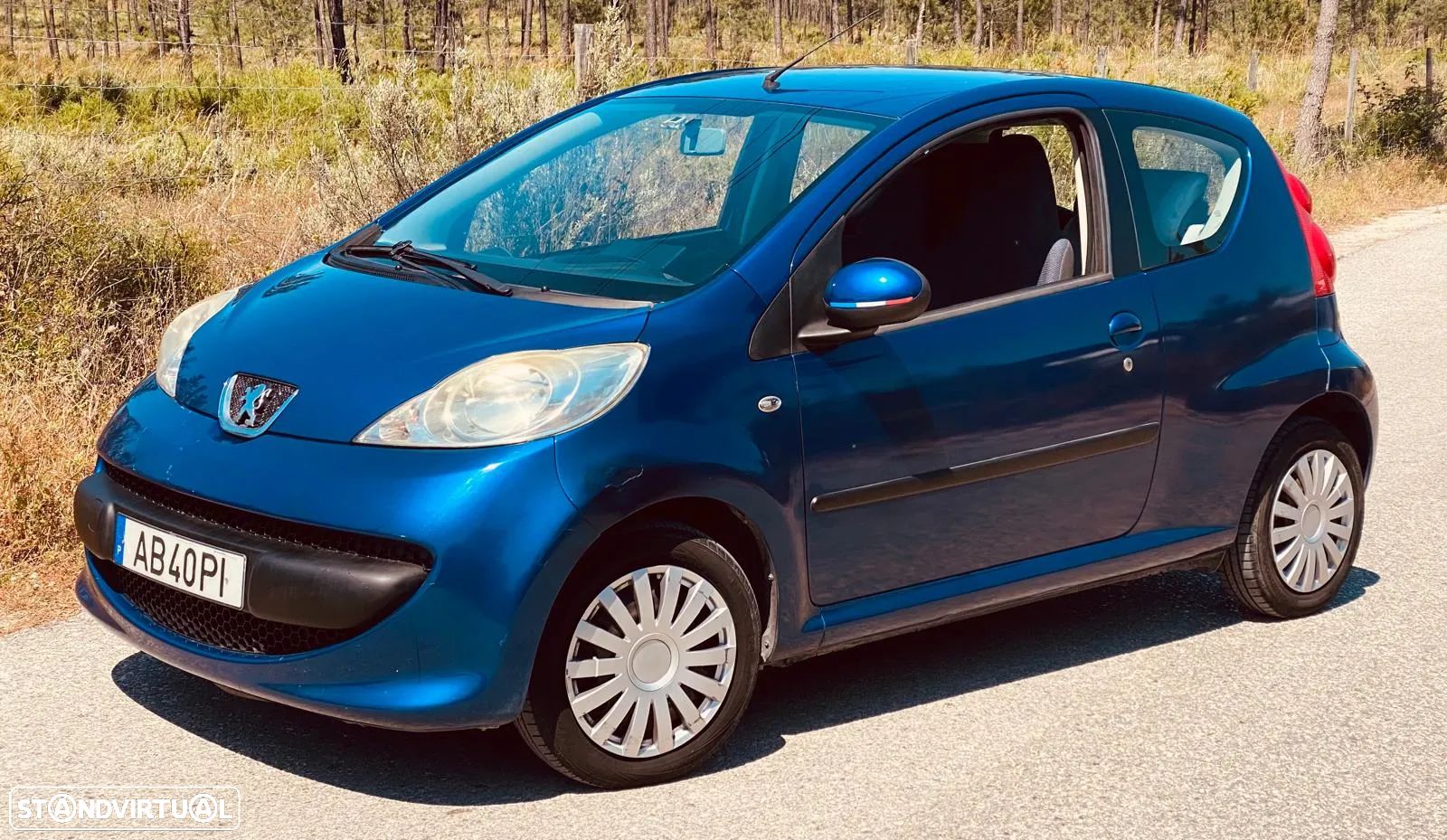 Peugeot 107 1.0 Urban - 1
