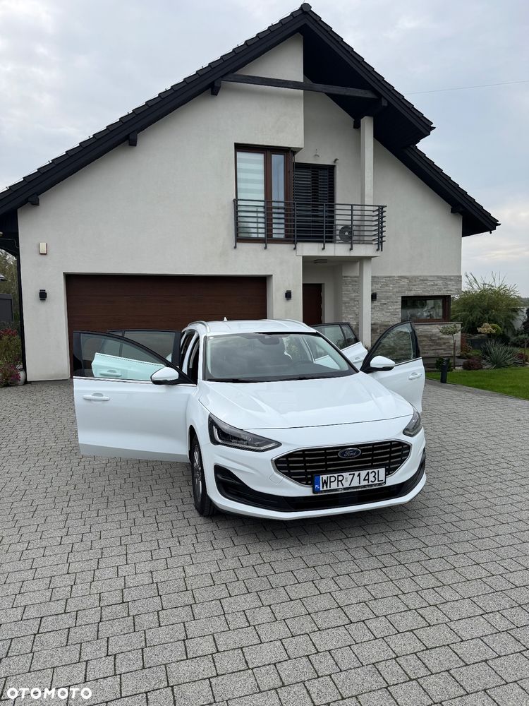Ford Focus 1.0 EcoBoost Titanium - 1