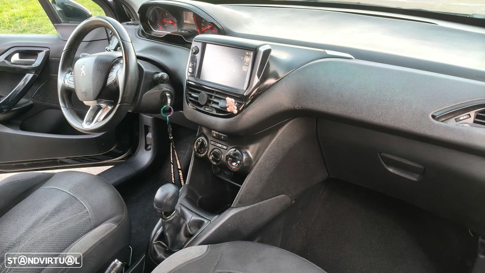 Peugeot 208 1.2 VTi Active - 10