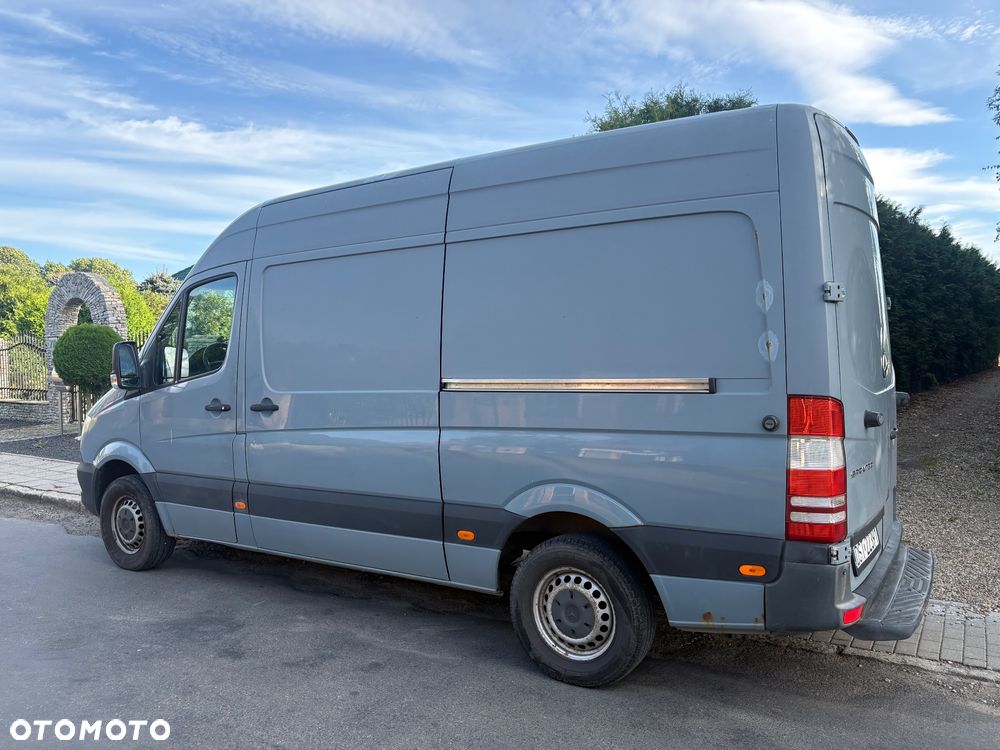 Mercedes-Benz Sprinter - 5