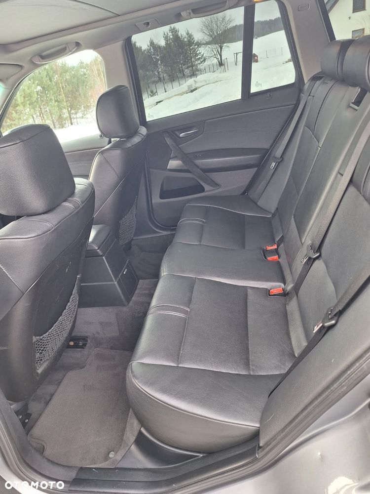 BMW X3 2.0d - 17