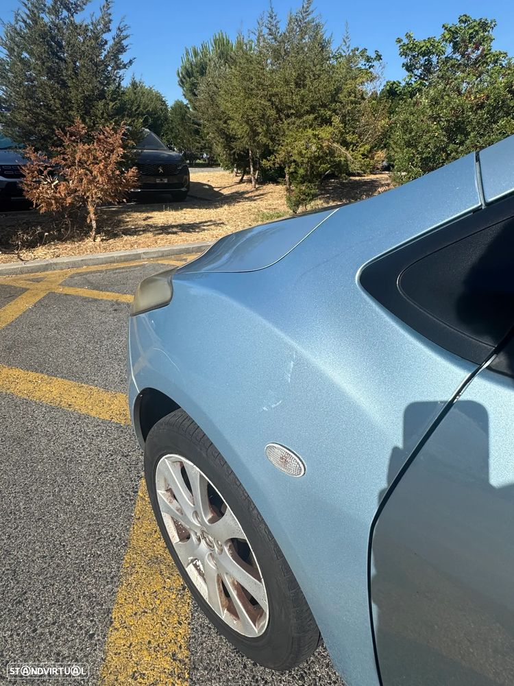 Mazda 2 - 7