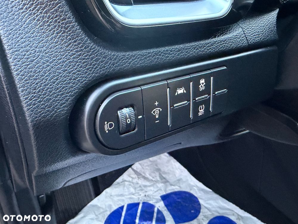 Kia Ceed 1.6 CRDi 136 ISG Dream-Team Edition - 22