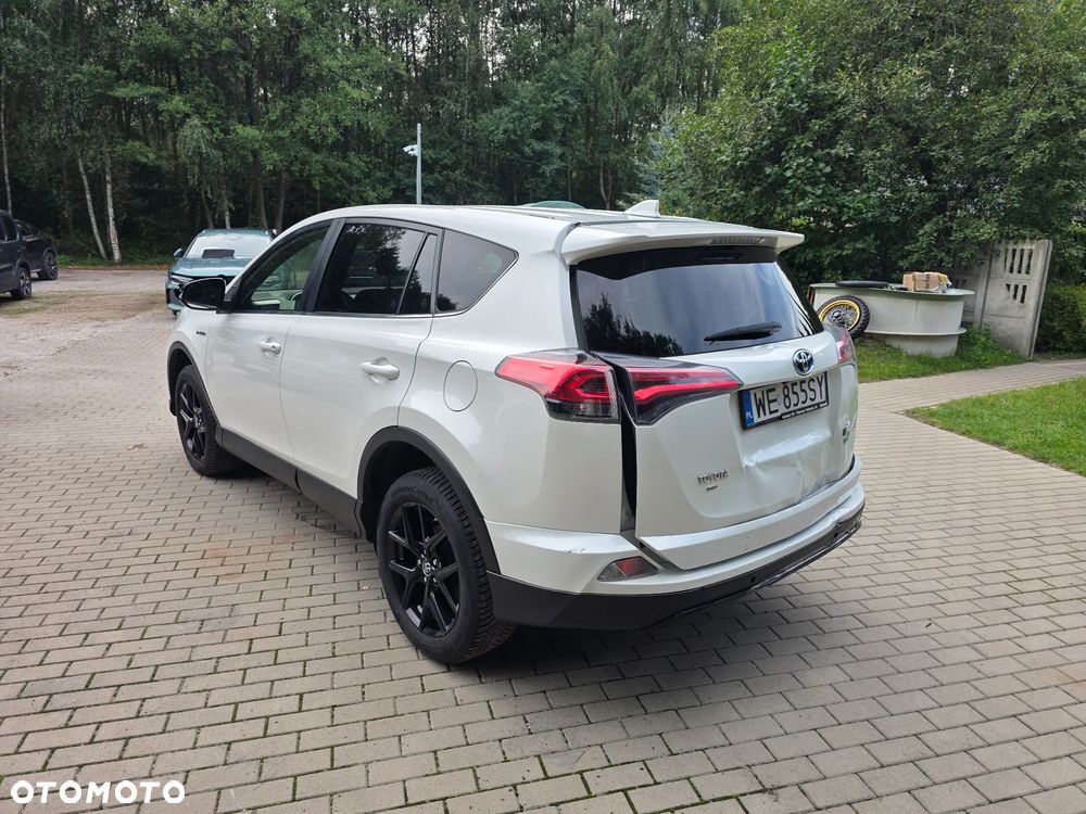 Toyota RAV4 Hybrid Premium 4x2 - 7