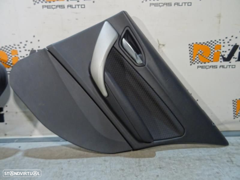 Quartelas / Forras Das Portas Bmw 1 (F20)  Quartelas Bmw Serie 1 F20 5 - 7