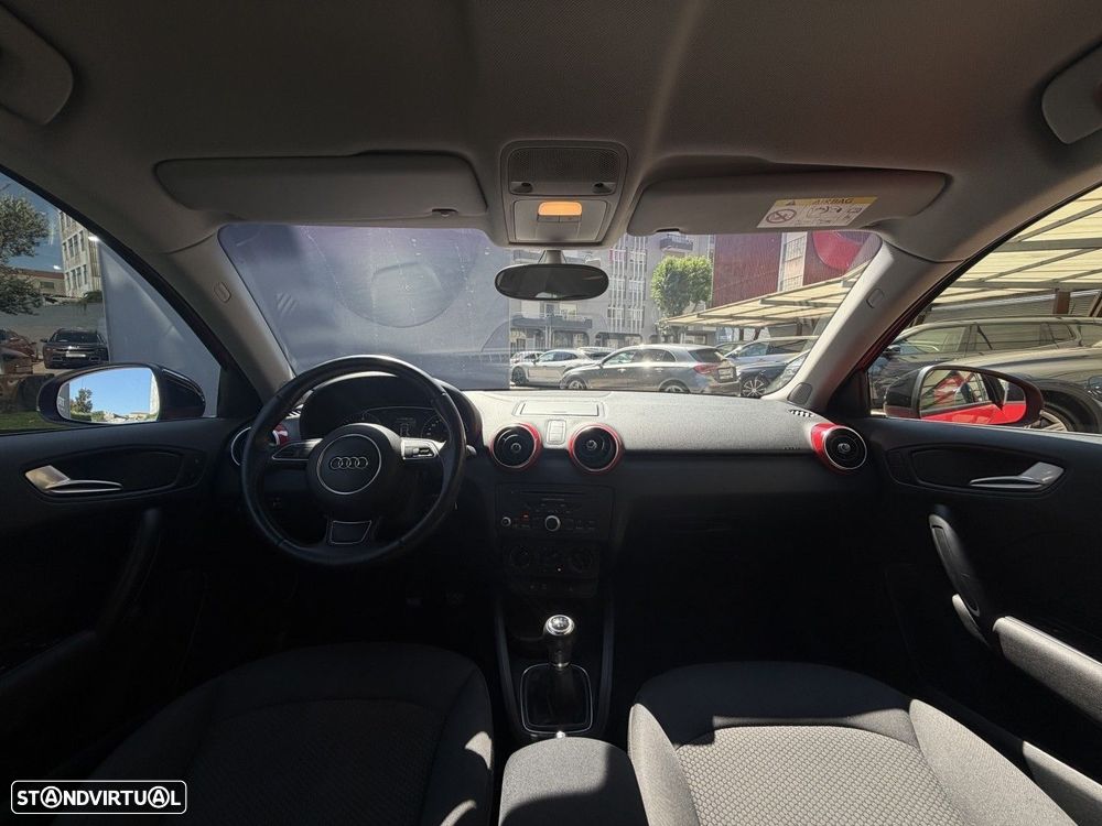 Audi A1 Sportback 1.6 TDI S-line - 13