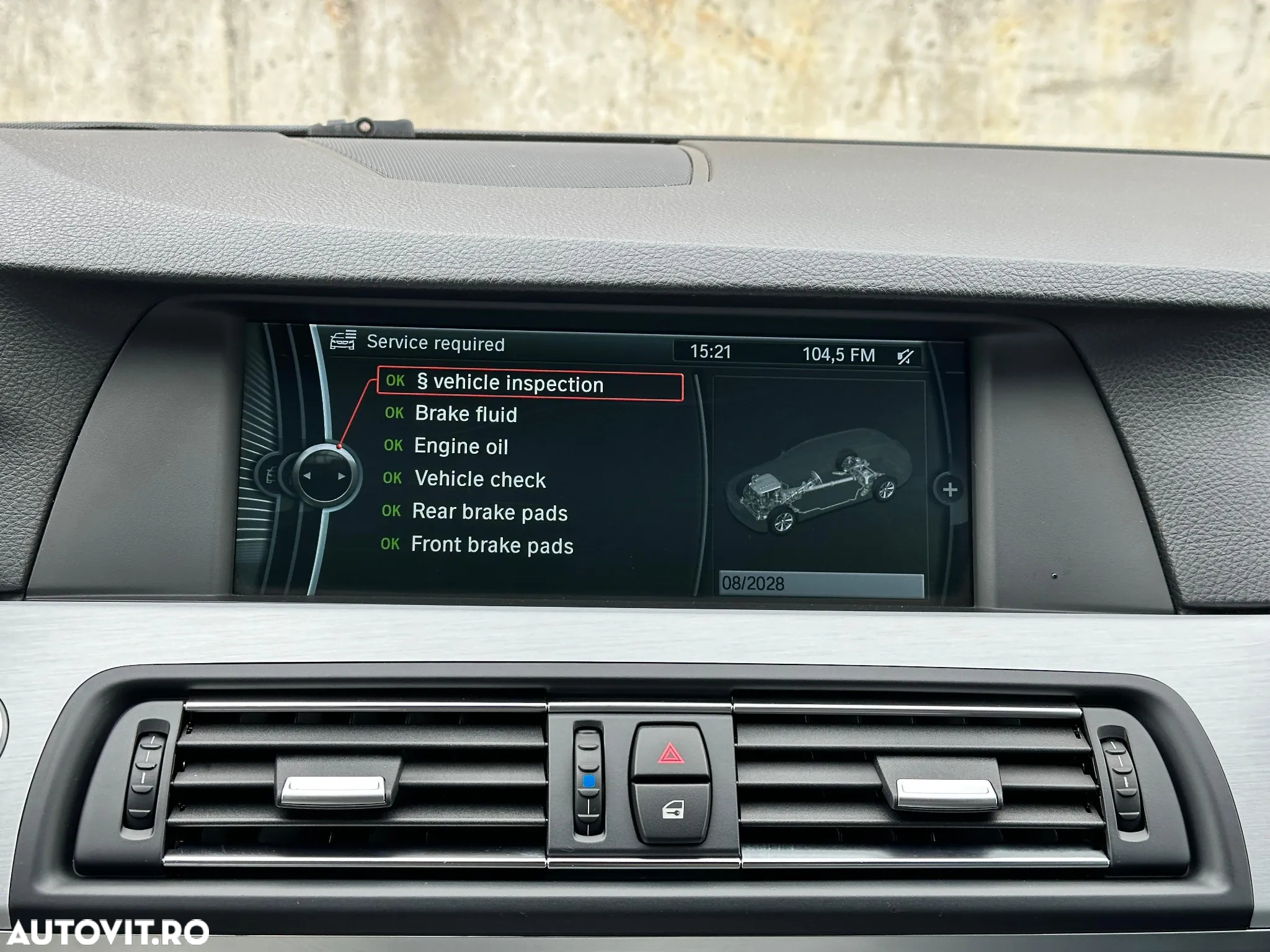 BMW Seria 5 520d Touring BluePerformance Sport-Aut. - 28