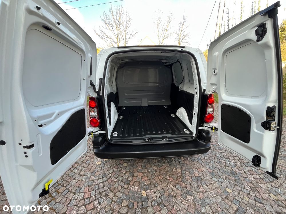 Citroën BERLINGO - 21