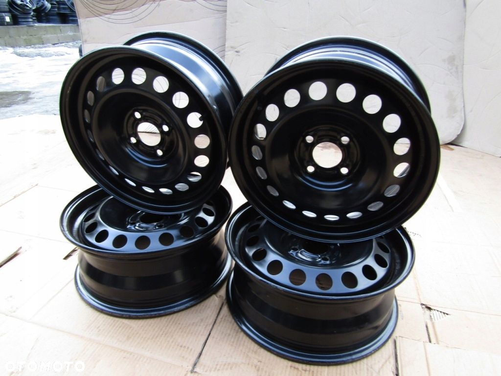 4x Felgi 15 Dacia Dokker Lodgy Logan Sandero I II 4x100 ET40 - 13