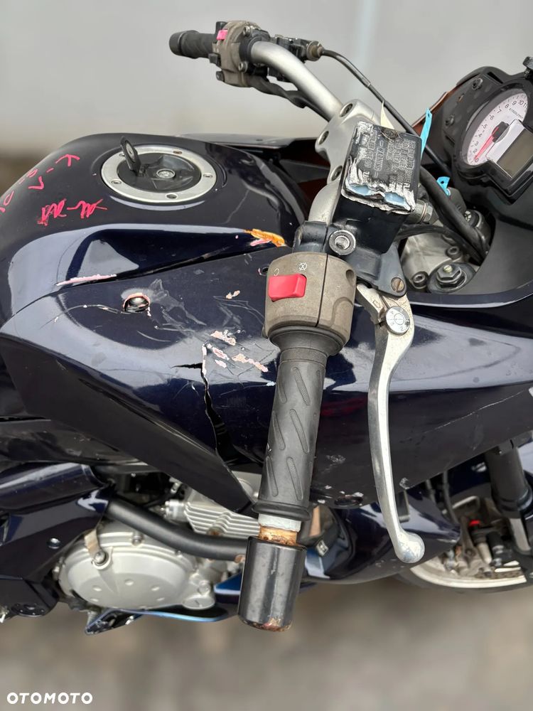 Kawasaki Versys 650 - 12