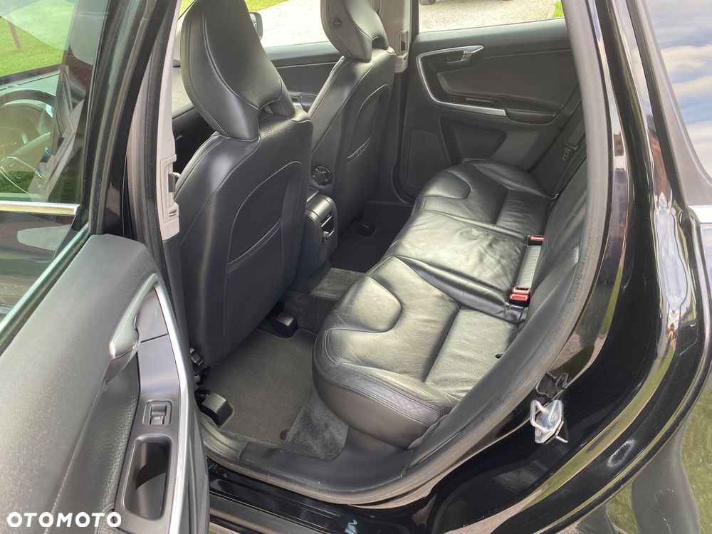 Volvo XC 60 D3 Momentum - 19