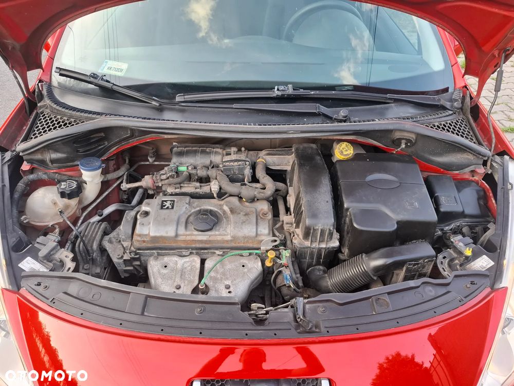 Peugeot 207 1.4 Trendy - 27
