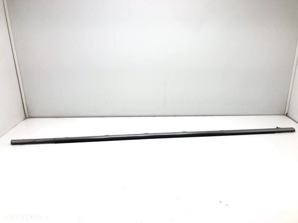 LISTWA ZGARNIAJĄCA PRZÓD PRAWY  HONDA CR-V III (RE_) 2006 - 2022 2.2 i-CTDi 4WD (RE6) 103 kW [140 - 1