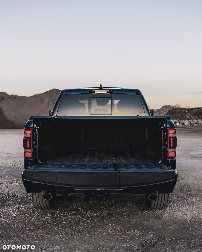 RAM 1500 5.7 eTorque Crew Cab Shortbed Longhorn Chrome - 12
