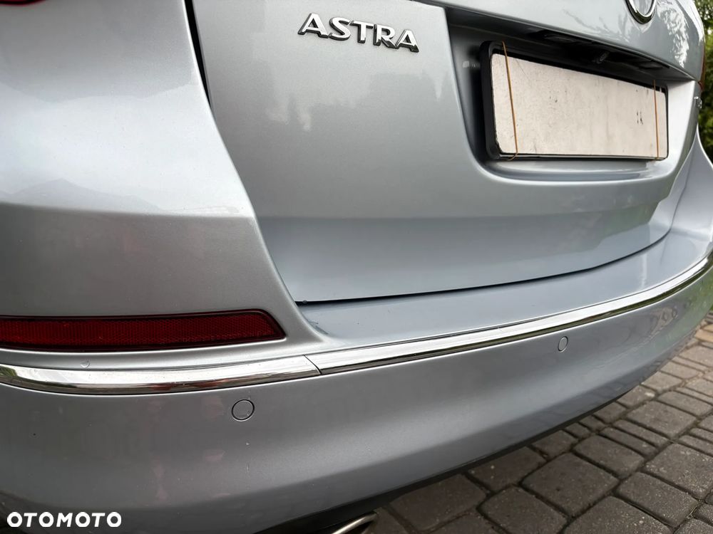 Opel Astra 1.4 Turbo Cosmo - 29