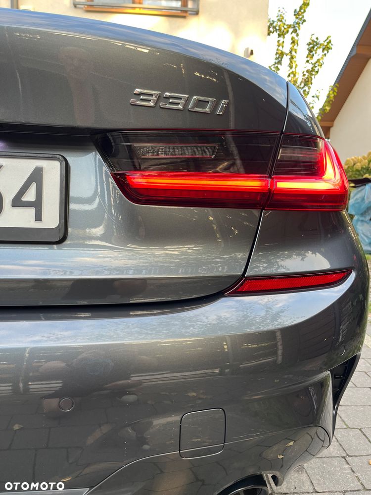 BMW Seria 3 330i xDrive M Sport sport - 21