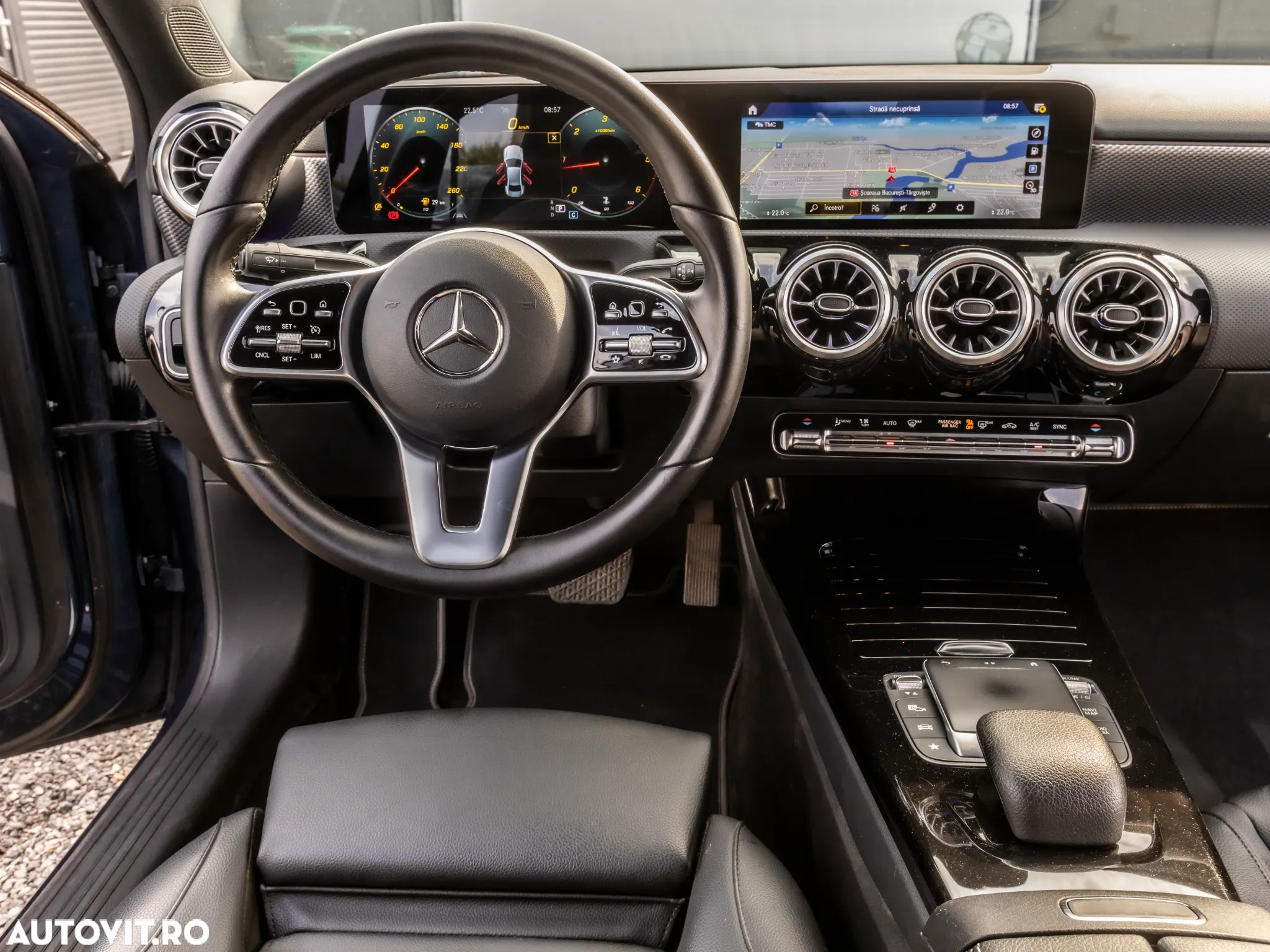 Mercedes-Benz A 180 d 8G-DCT - 18