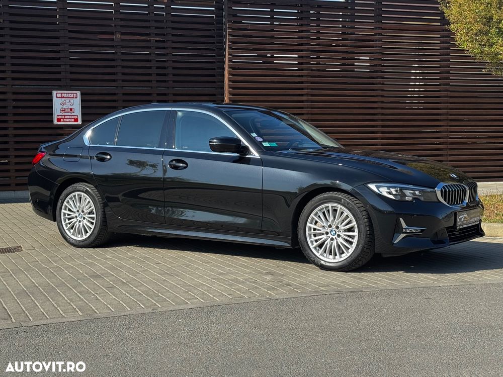 BMW Seria 3 330e Aut. Luxury Line - 10