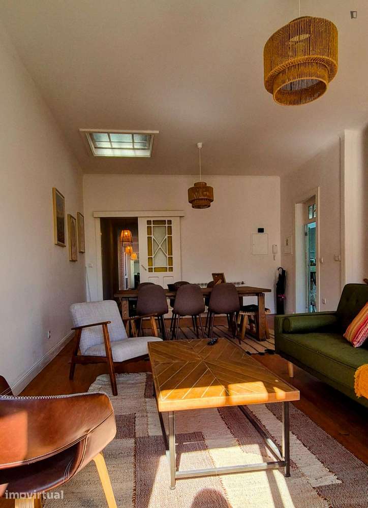 Quarto - localizado em Aveiro - Grande imagem: 3/23