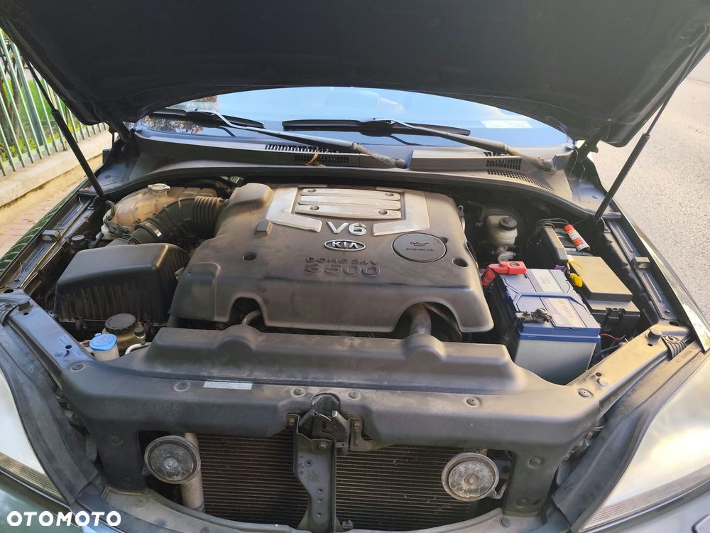 Kia Sorento 3.5 V6 - 6