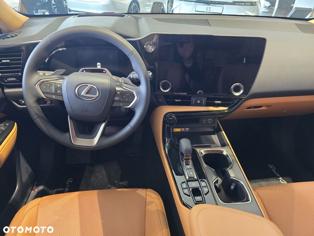 Lexus NX 450h+ Prestige AWD - 10