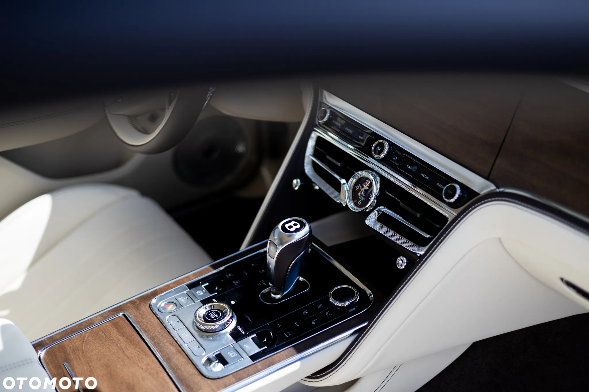 Bentley Flying Spur - 11