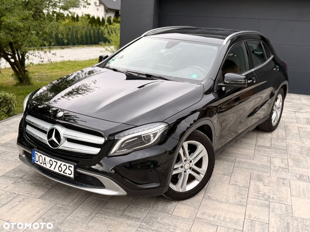 Mercedes-Benz GLA 200 7G-DCT Urban - 9