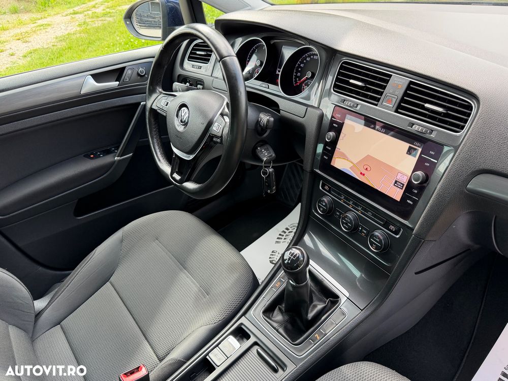 Volkswagen Golf 1.6 TDI (BlueMotion Technology) Comfortline - 17