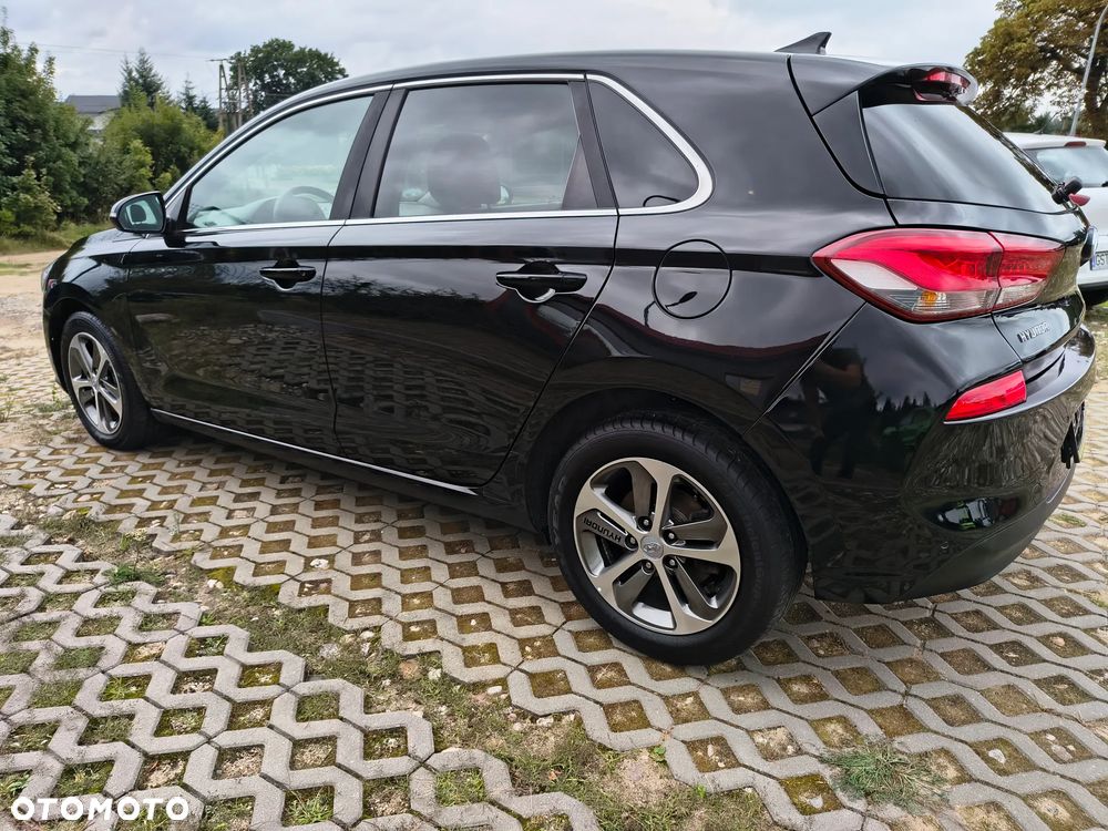 Hyundai i30 1.6 CRDi BlueDrive Premium - 4