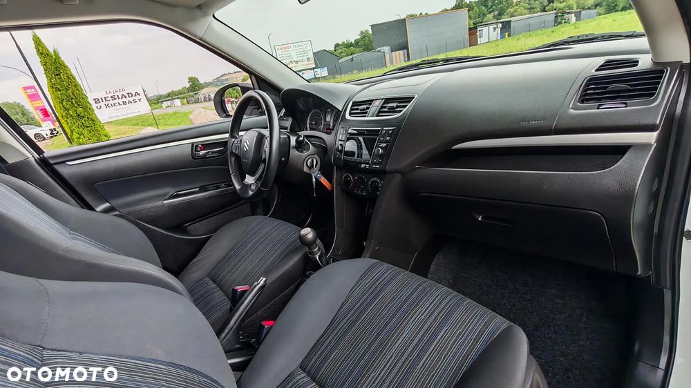 Suzuki Swift 1.2 4x4 Club - 25