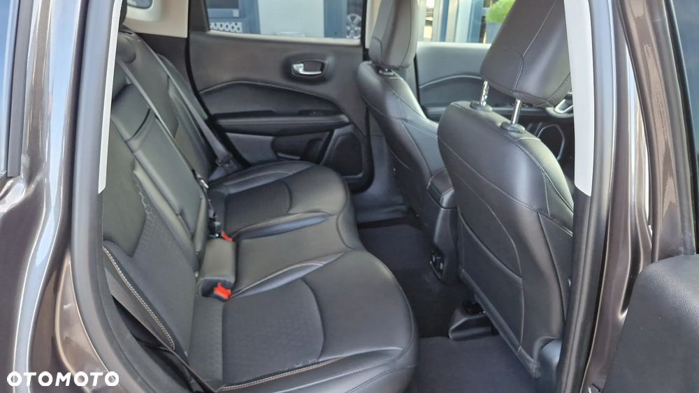 Jeep Compass 1.4 MultiAir Longitude - 18