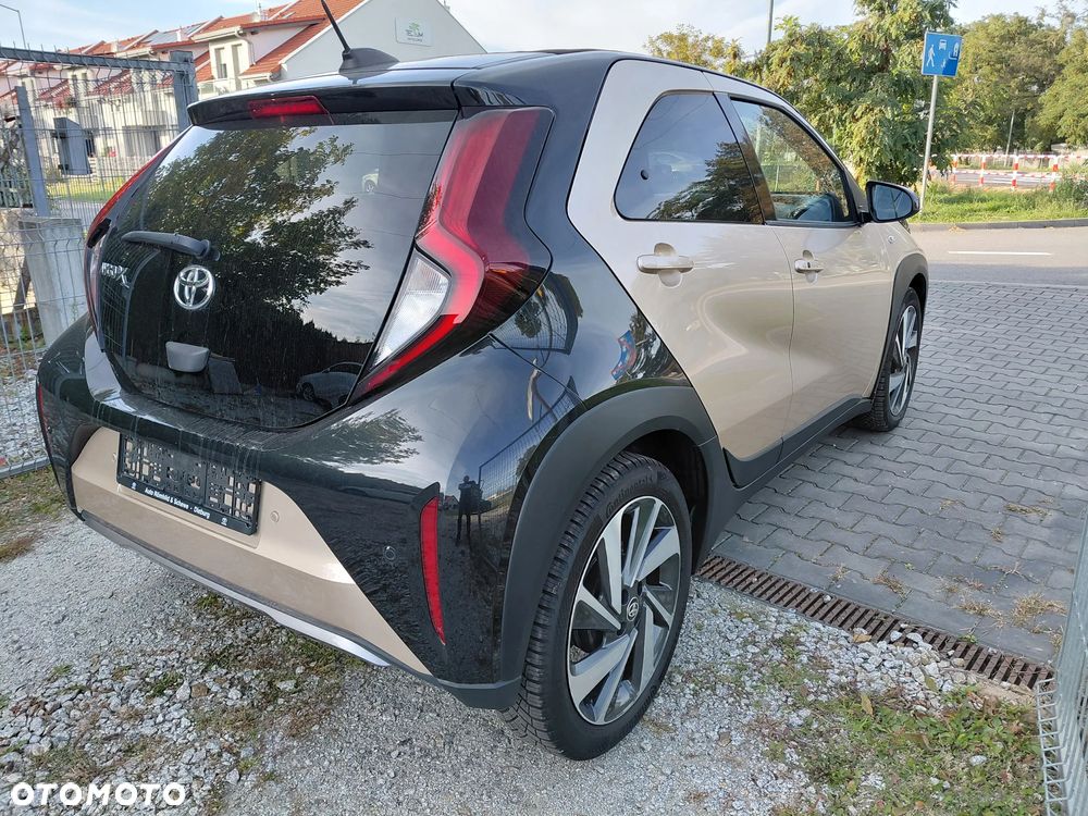 Toyota Aygo x-trend - 5