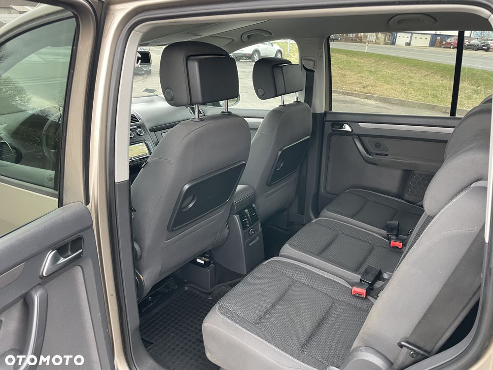 Volkswagen Touran 1.6 TDI DPF BlueMotion Technology Comfortline - 14